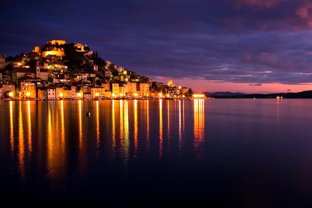 Sibenik Modern Apartment エクステリア 写真