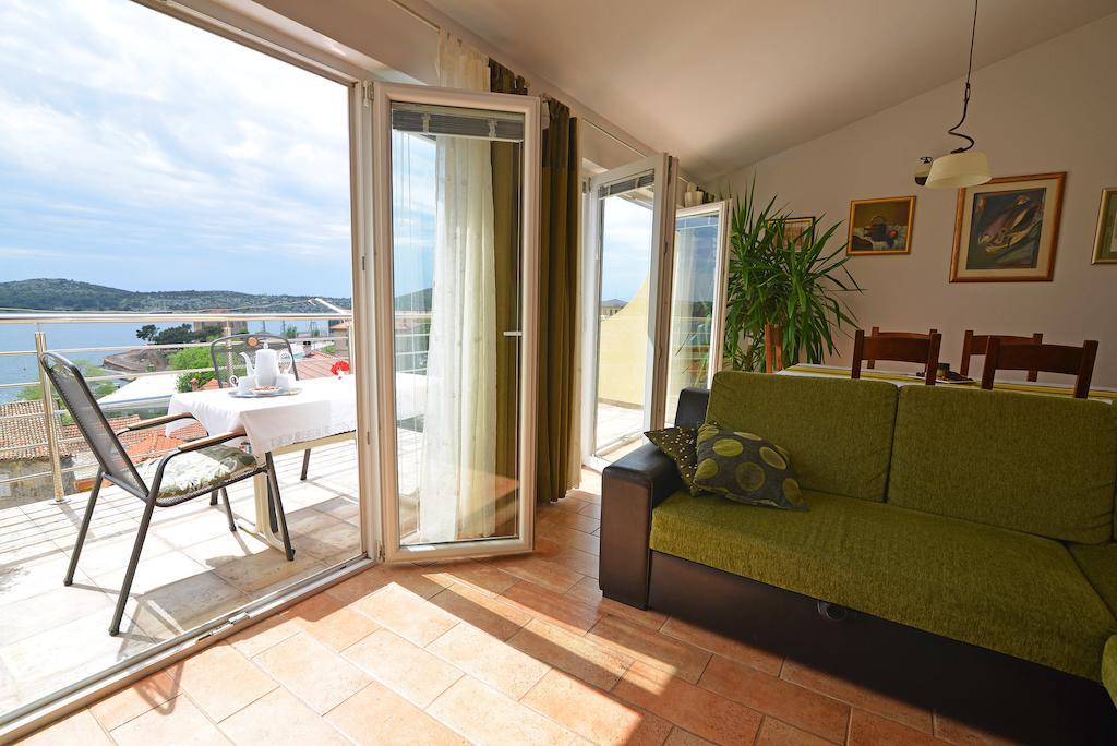 Sibenik Modern Apartment 部屋 写真