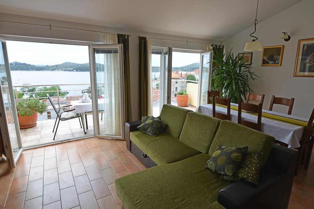 Sibenik Modern Apartment 部屋 写真