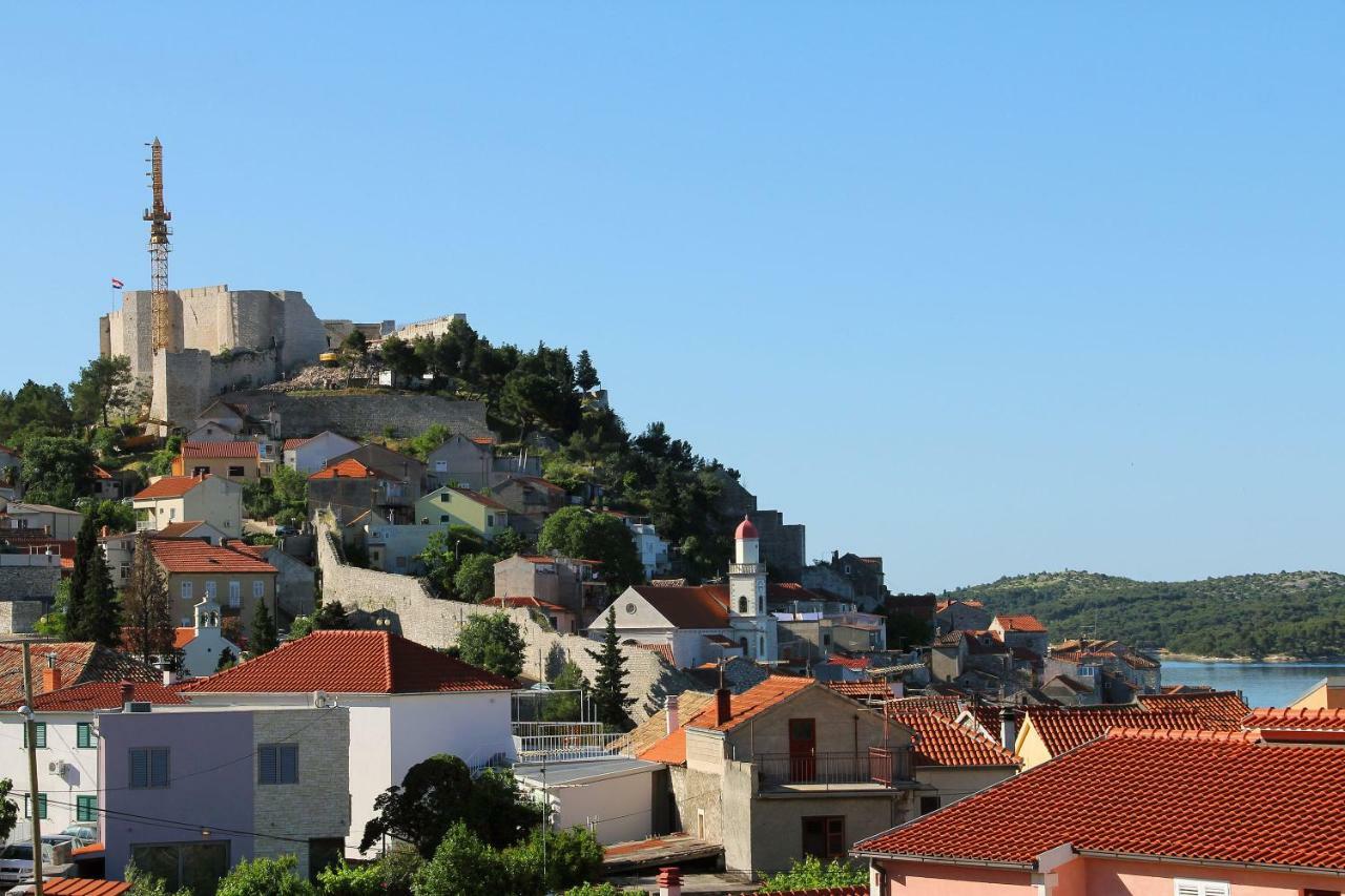 Sibenik Modern Apartment エクステリア 写真